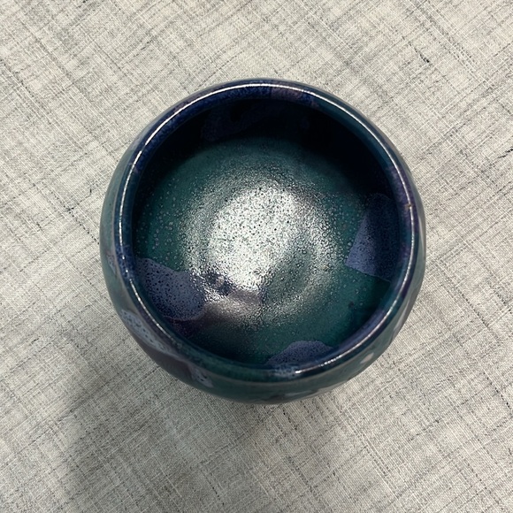 Vintage handmade pottery vase - Picture 4 of 7